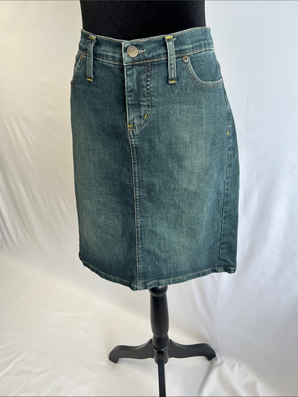 Jalate Stretch Jean Skirt Sz 7/8